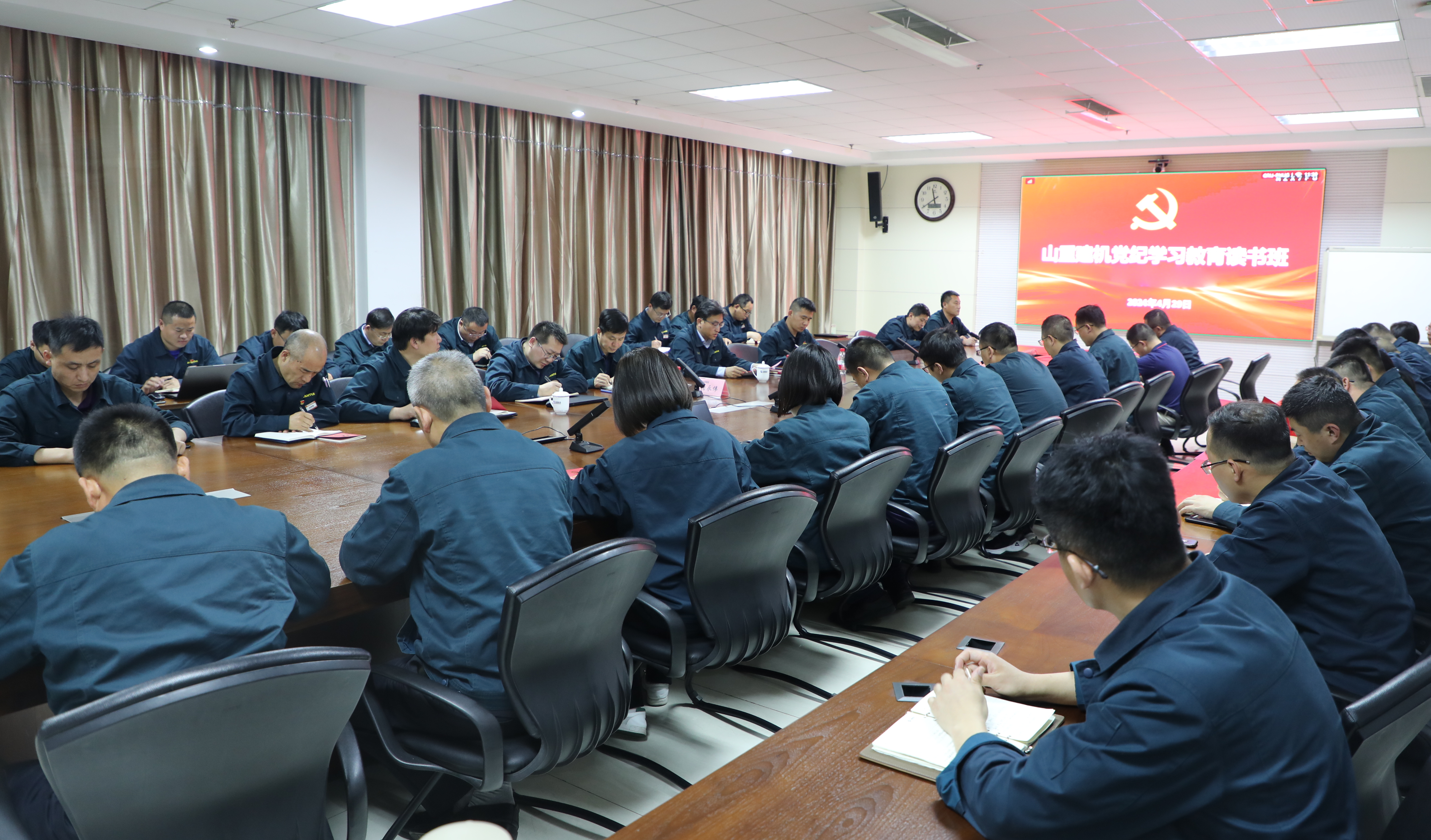 bff4cf9fb9948ee6d7bd784d7e82859.png bff4cf9fb9948ee6d7bd784d7e82859.png