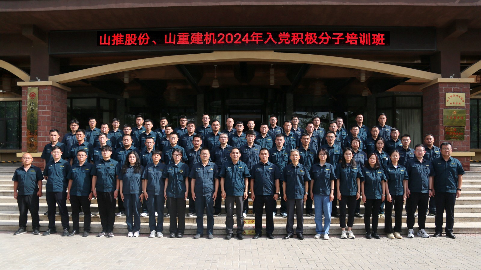 8917afdb3dc6b4f5dd18a764cf02d21.jpg 8917afdb3dc6b4f5dd18a764cf02d21.jpg