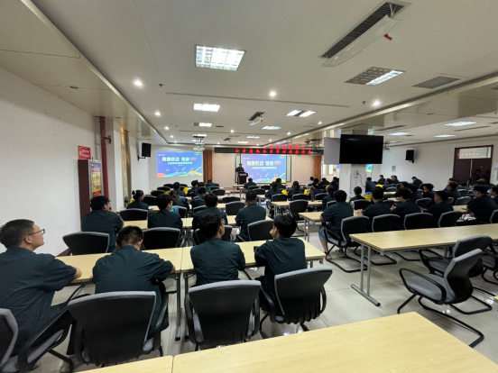 山重建機公司團委舉辦健康講座